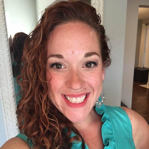 Meet your Posher, Danielle - Picture 1 of 1